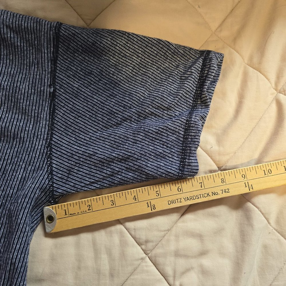 Yves Saint Laurent pour homme - Crew Neck - Blue Short Sleeve T-Shirt - Picture 4 of 12